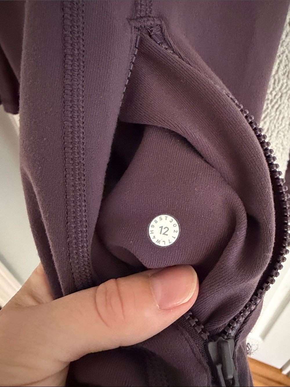 lululemon athletica Plum Full-Zip Utility Jacket - Picture 4 of 4